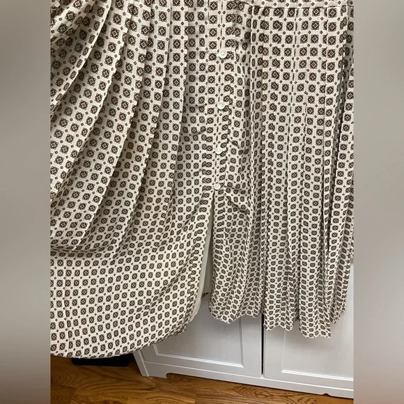 Banana Republic pleaded midi dress - Picture 7 of 11